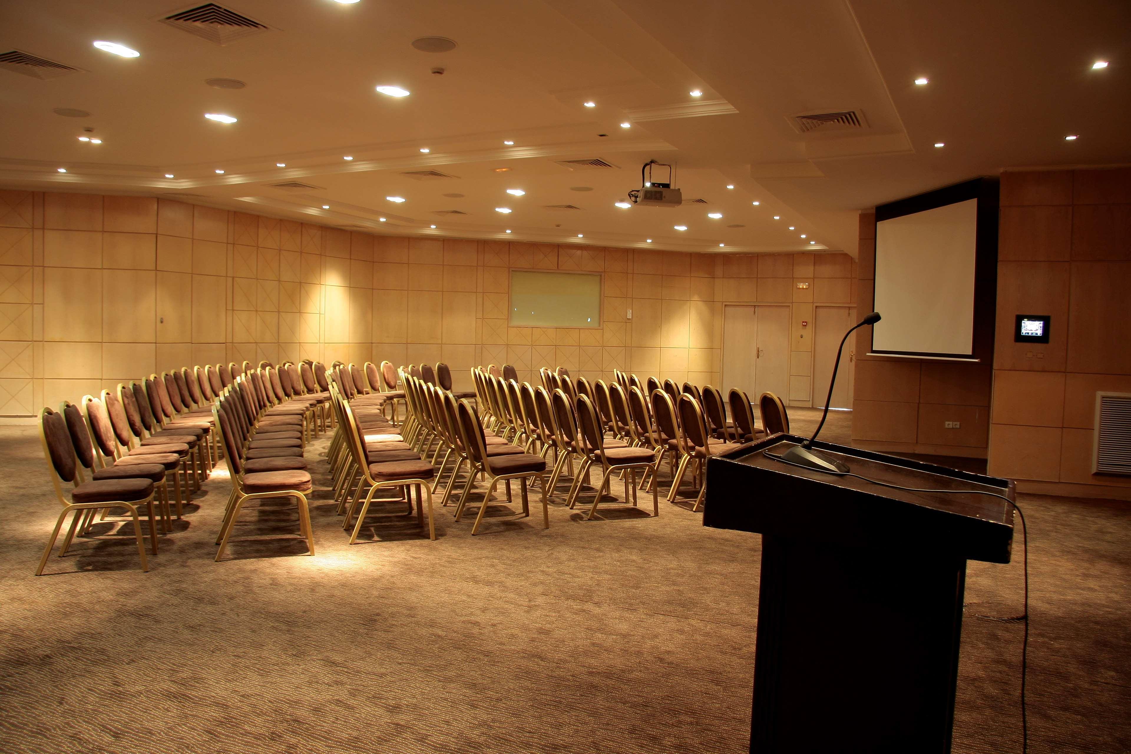 Radisson Blu Palace Resort & Thalasso, Djerba Mezraia Екстериор снимка A conference room