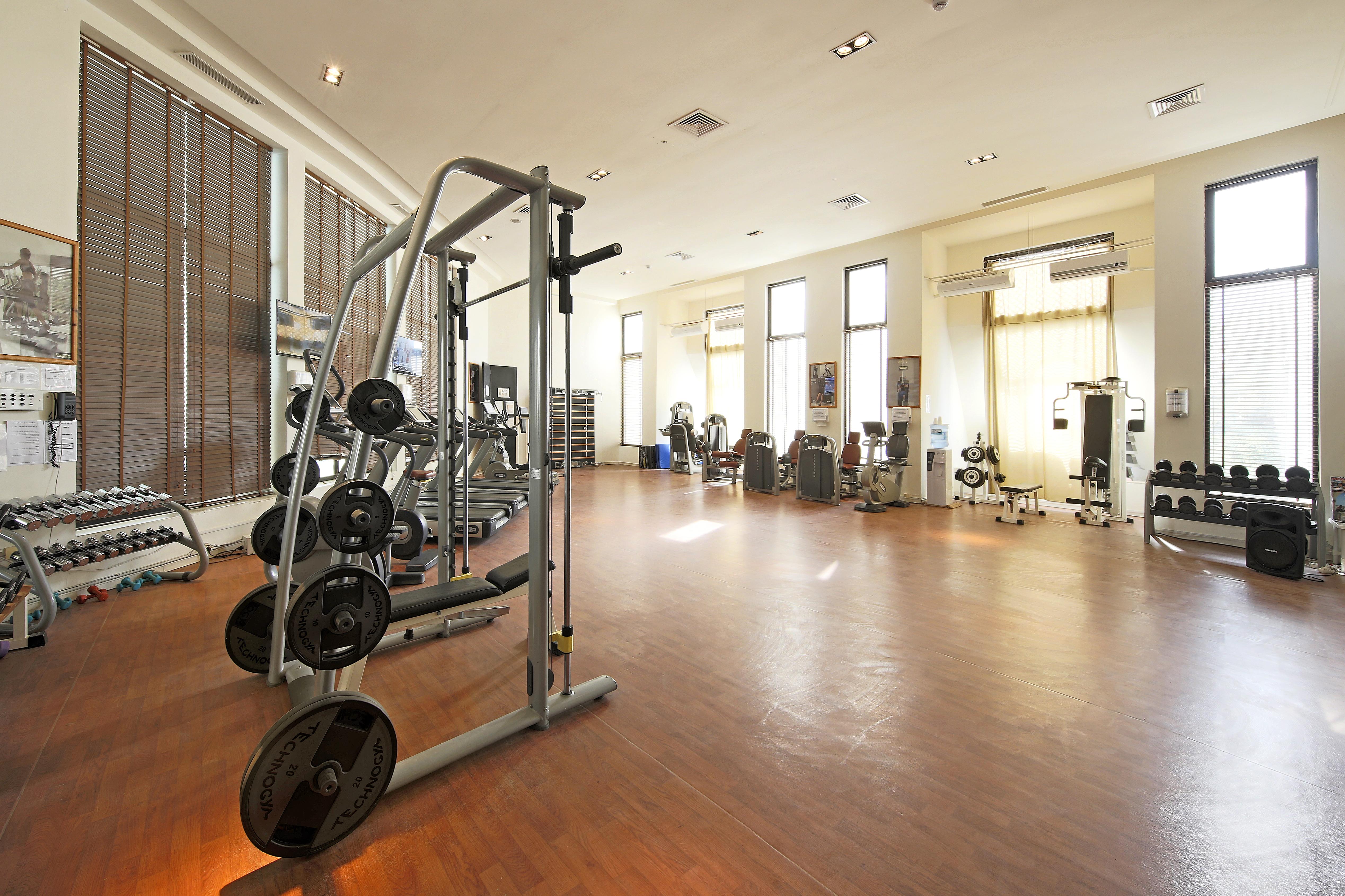 Radisson Blu Palace Resort & Thalasso, Djerba Mezraia Екстериор снимка The gym at the hotel