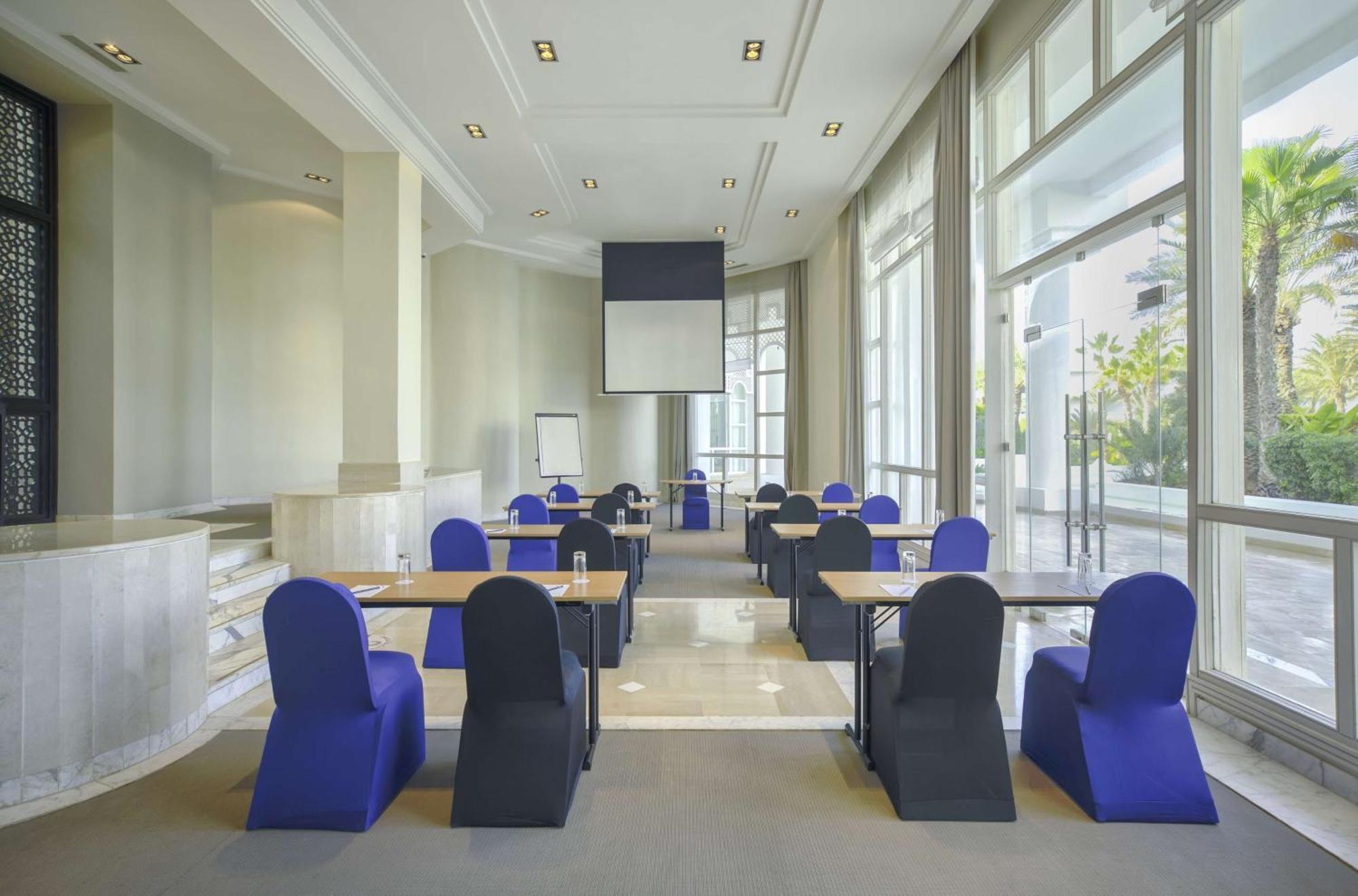 Radisson Blu Palace Resort & Thalasso, Djerba Mezraia Екстериор снимка Meeting room